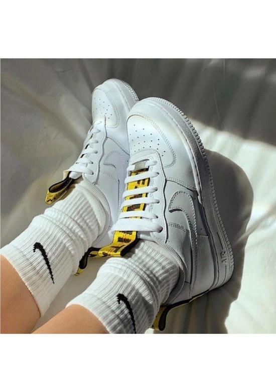 Nike Shoes - Nike Air Force 1 OFF WHITE - Onetwelves "Off"
Custom AF1 x 1 |